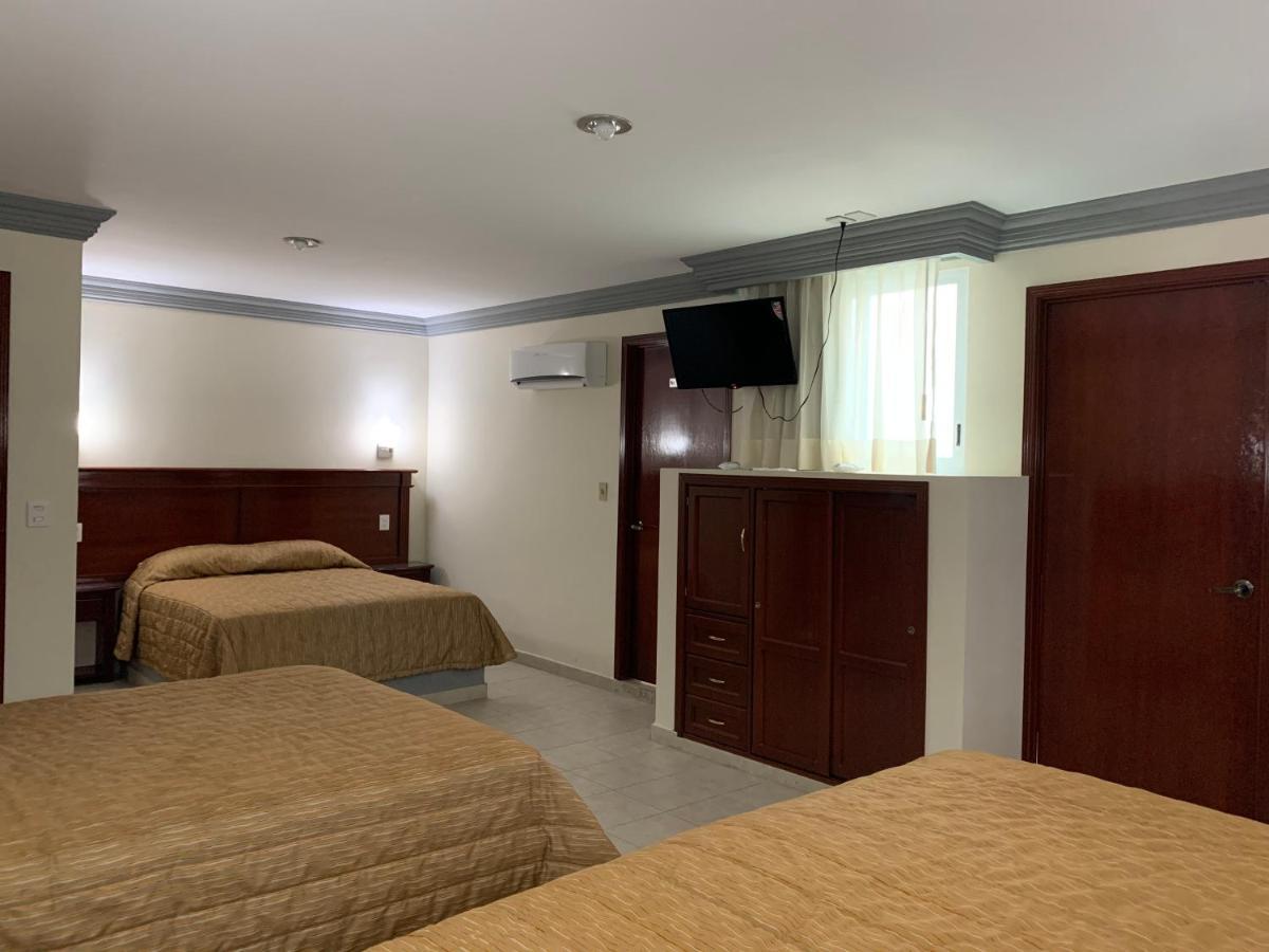 Real Del Sur Motel Moroleon Екстериор снимка